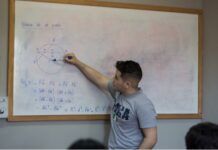 Autosabojate nacional en el talento intelectual del Paraguay